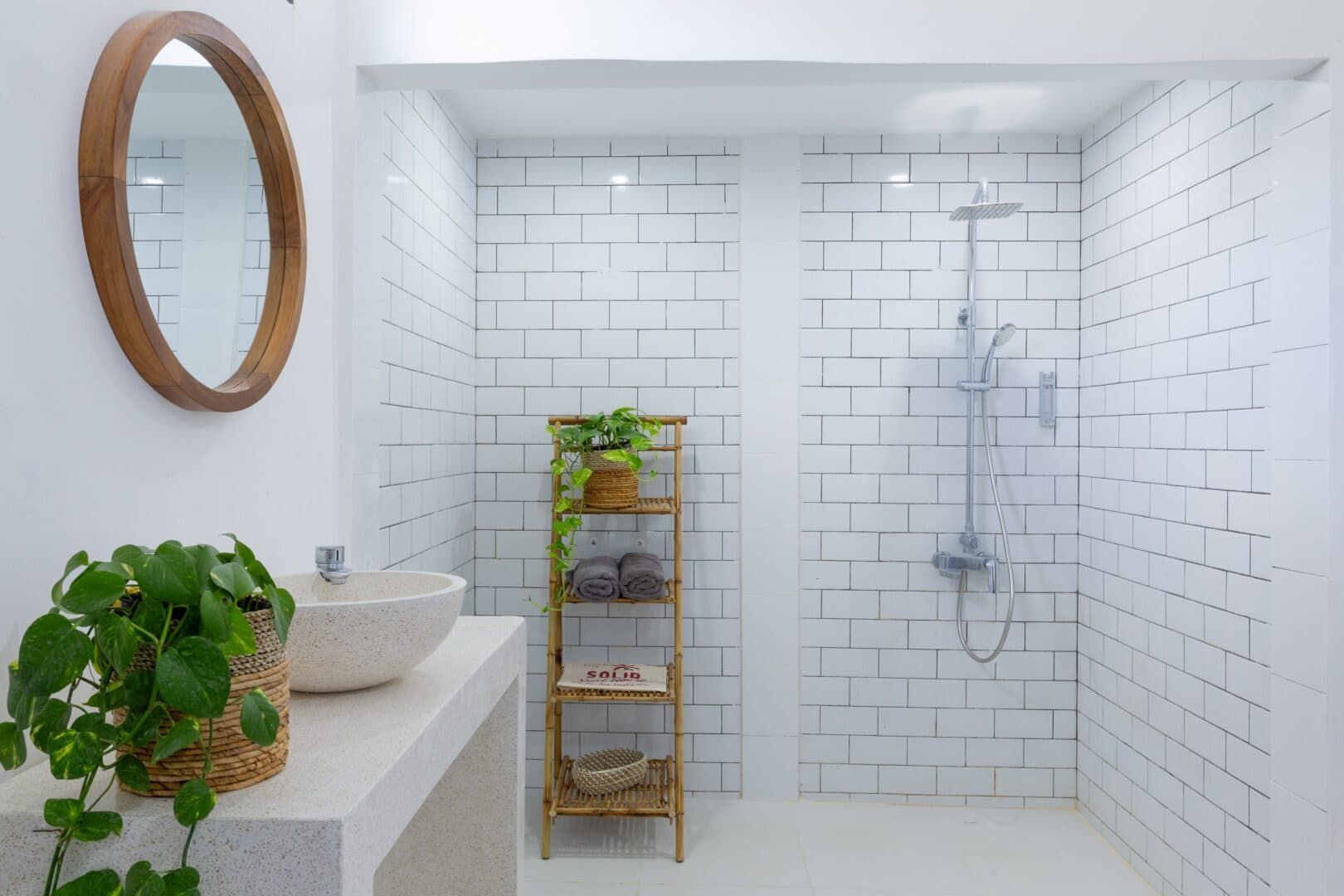 Surf Academy Canggu Bali - Shower