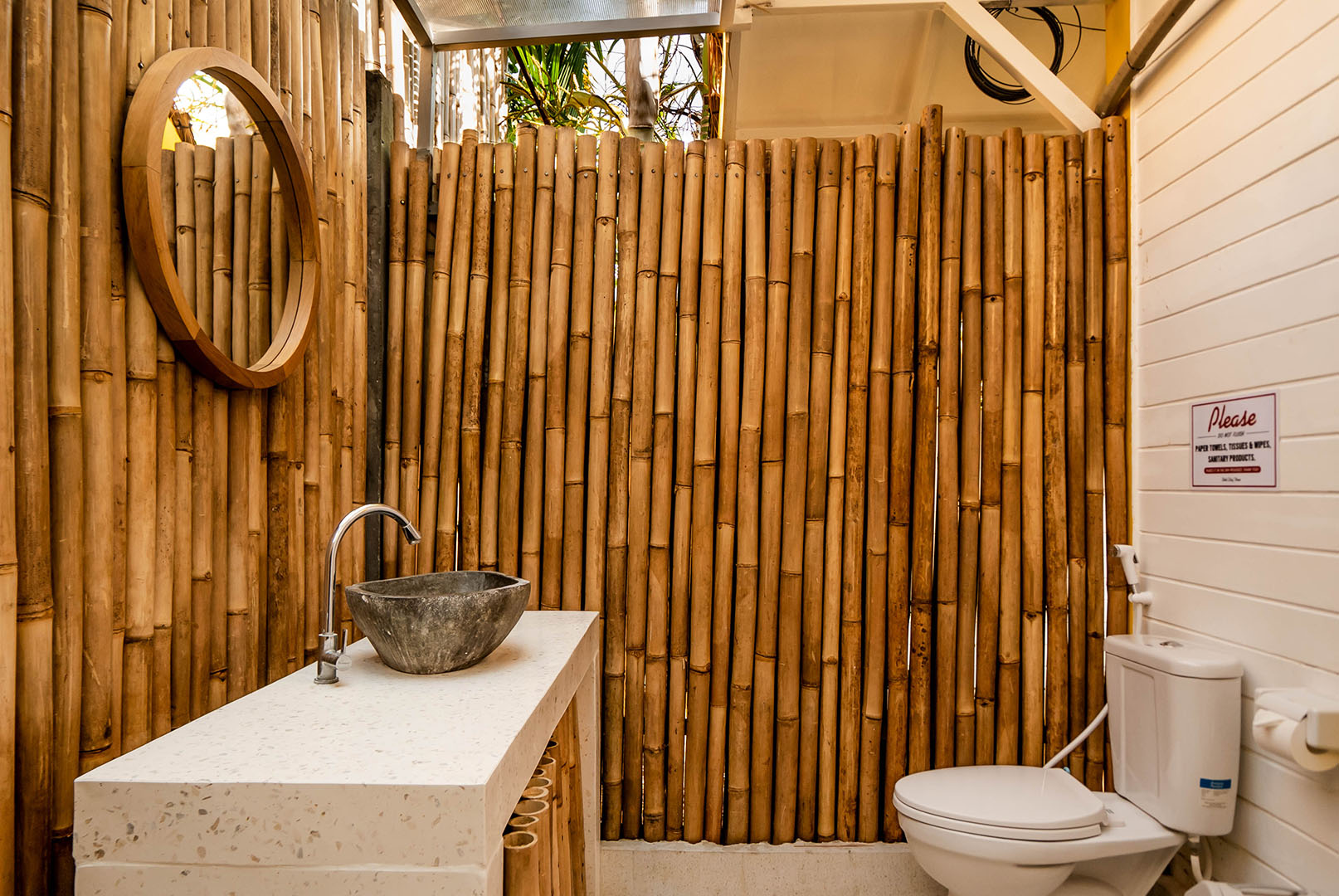 Wooden Cabin at Soleia Surf Camp – A Cozy Surf Retreat in Canggu, Bali - 3