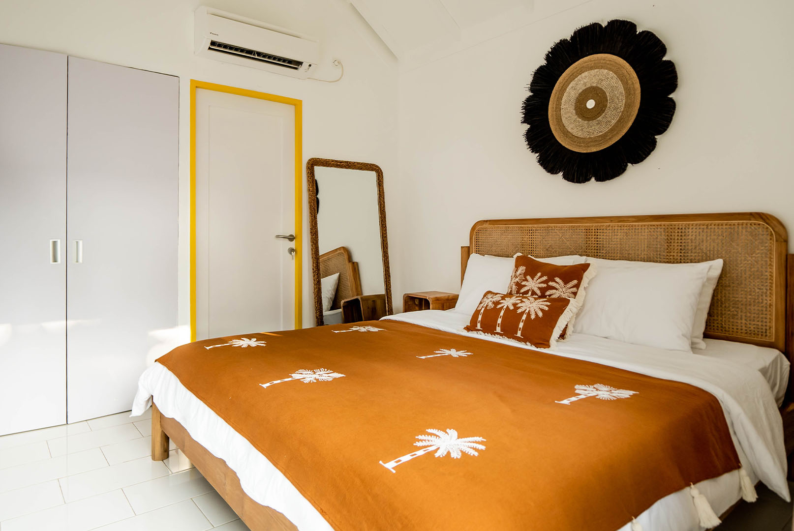Wooden Cabin at Soleia Surf Camp – A Cozy Surf Retreat in Canggu, Bali - 5